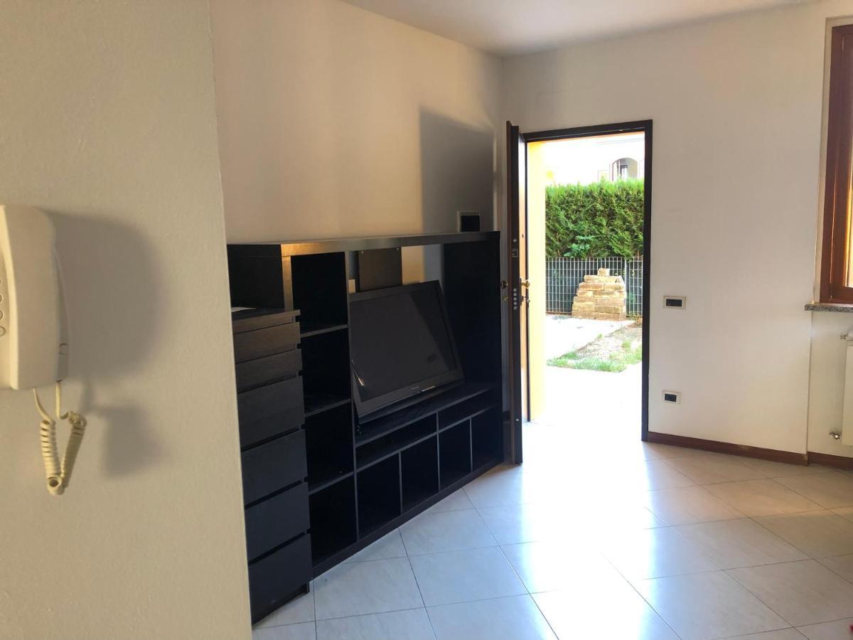 Trilocale In Villetta Piano Terra Indipendente Osio Sotto Bagian luar foto